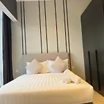 Axon Suites Bukit Bintang By Kl Pavilion