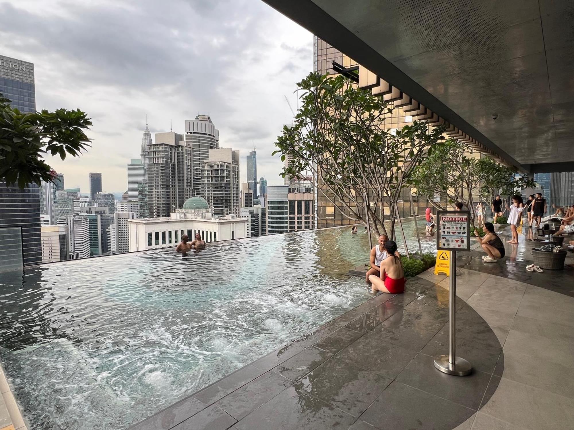 Axon Bukit Bintang By Kl Pavilion *